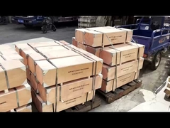 엔진은 장비를 재건합니다